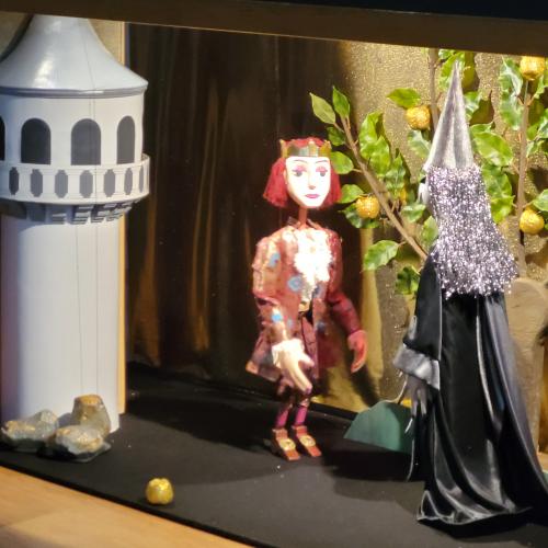 Marionetten Zauberer und Prinz