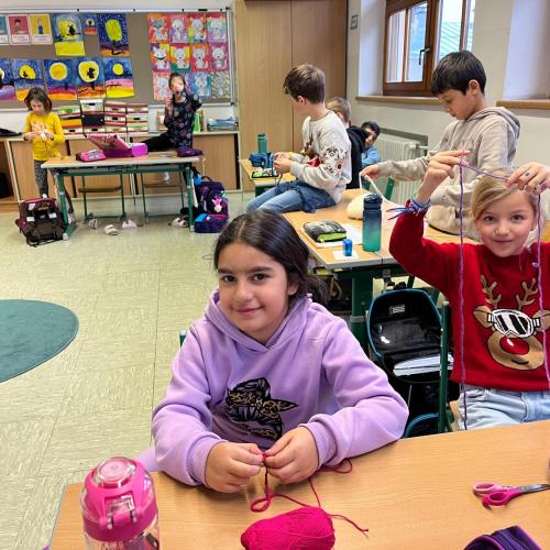 Kinder häkeln mit den Fingern 3
