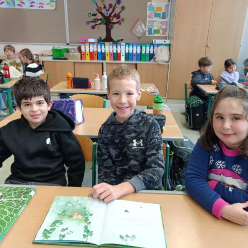 Kinder lesen gemeinsam  1