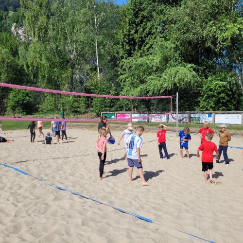 beach Volleyball am Sandplatz